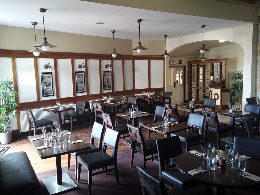 Meath Arms Country Inn Aughrim Exterior foto
